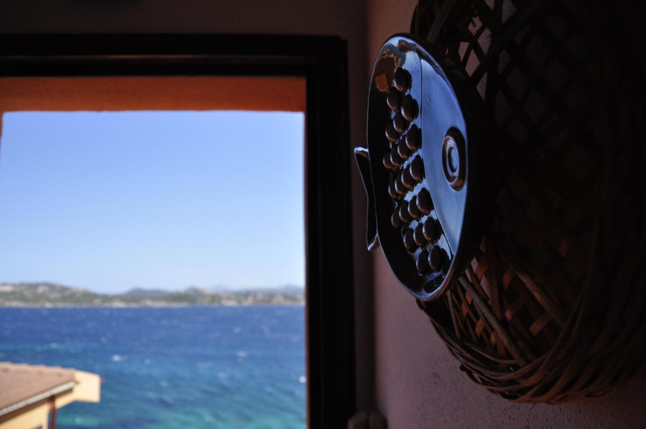 Appartamentino panoramico...con finestra sul mare! La Maddalena  Exterior foto