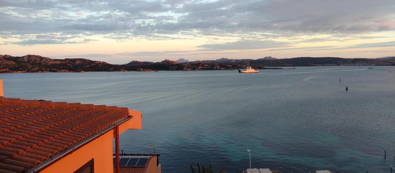 Appartamentino panoramico...con finestra sul mare! La Maddalena  Exterior foto