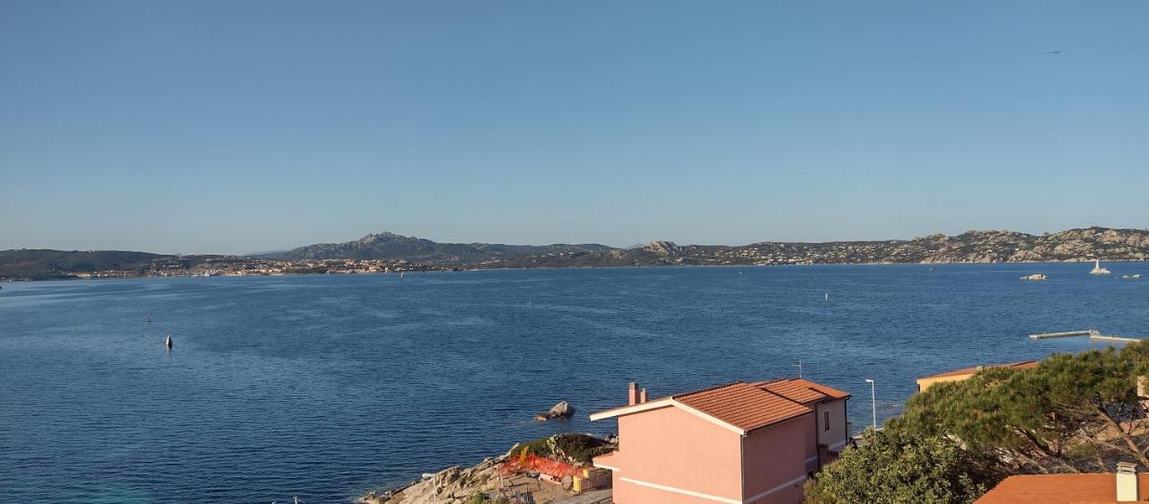 Appartamentino panoramico...con finestra sul mare! La Maddalena  Exterior foto