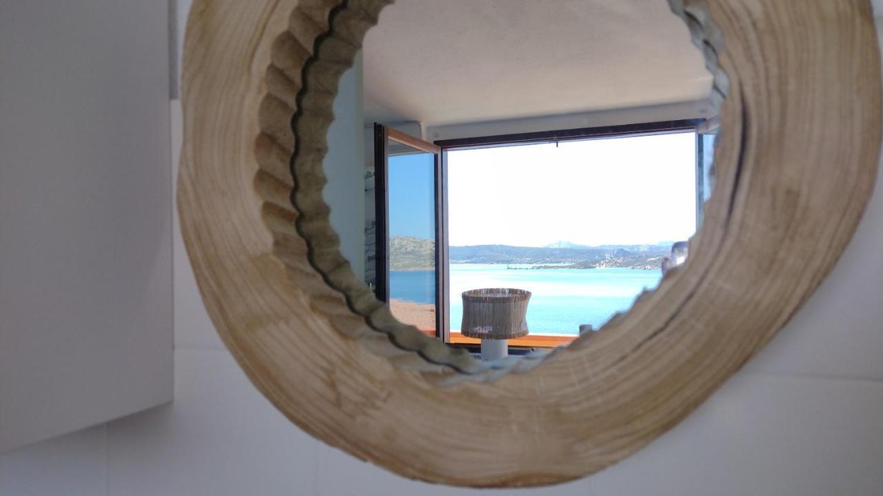 Appartamentino panoramico...con finestra sul mare! La Maddalena  Exterior foto