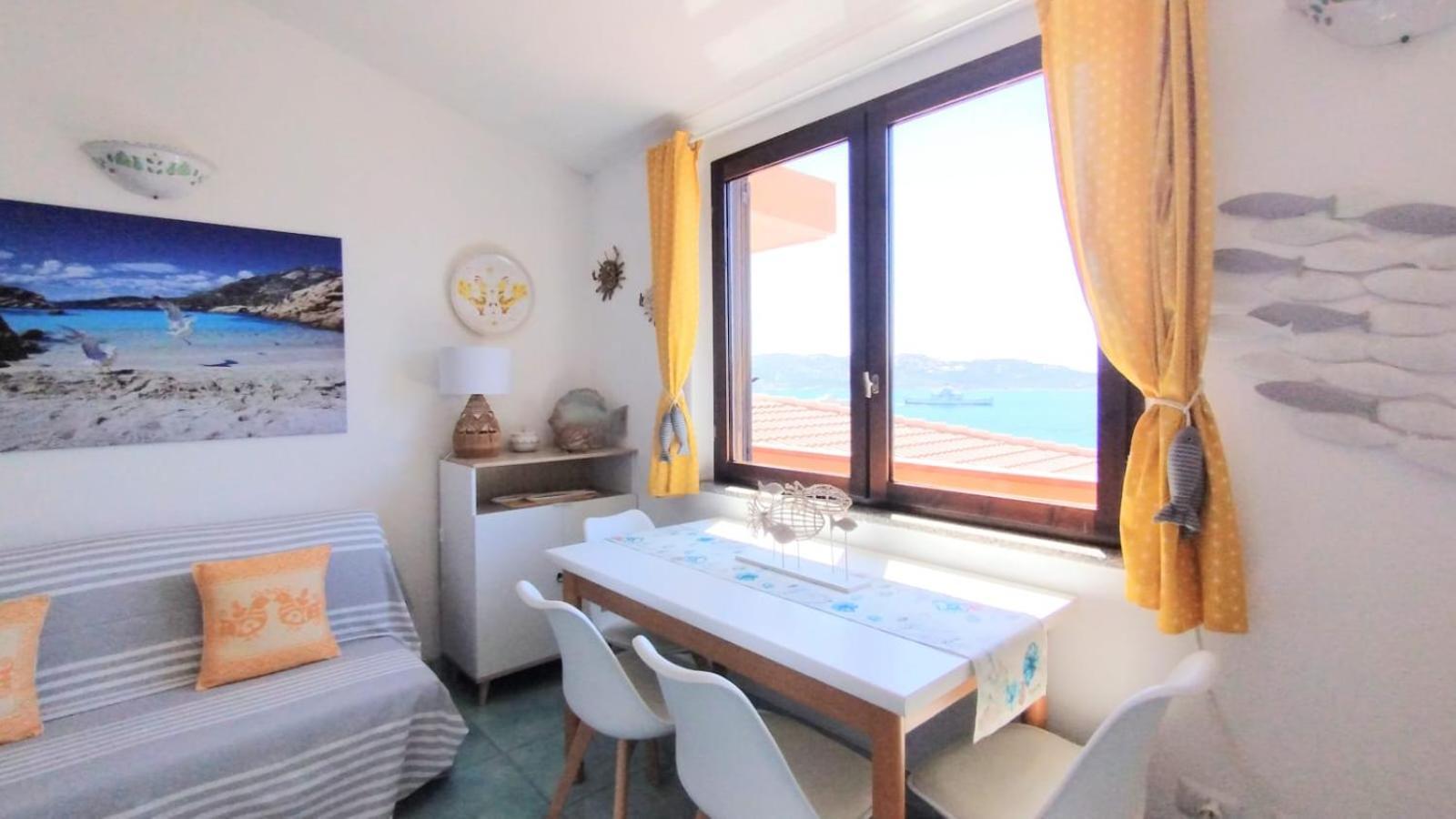 Appartamentino panoramico...con finestra sul mare! La Maddalena  Exterior foto