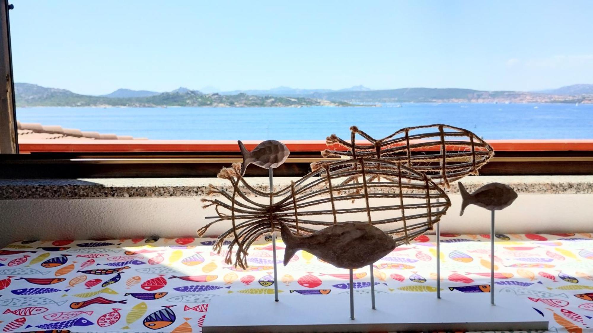 Appartamentino panoramico...con finestra sul mare! La Maddalena  Exterior foto